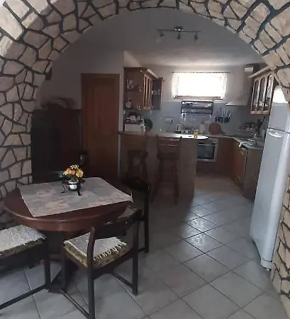 Erzsebet Vendeghaz *